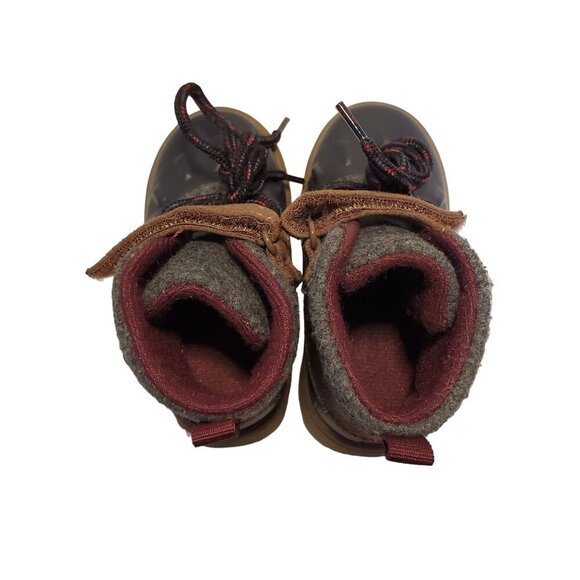 EUC Carter's Boys Freddie Duck Boot Tan/Navy Infant Size 5M - Picture 5 of 7